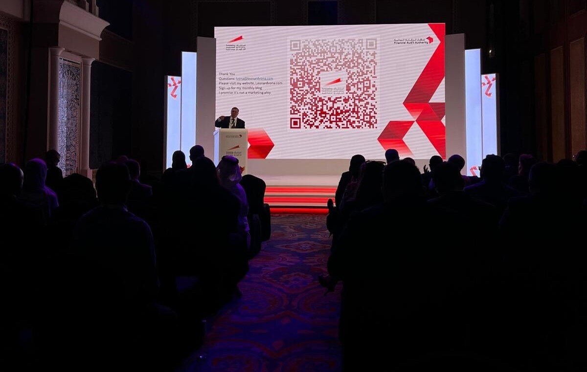 LeonardVonaDubai keynote oct 2024  (8)